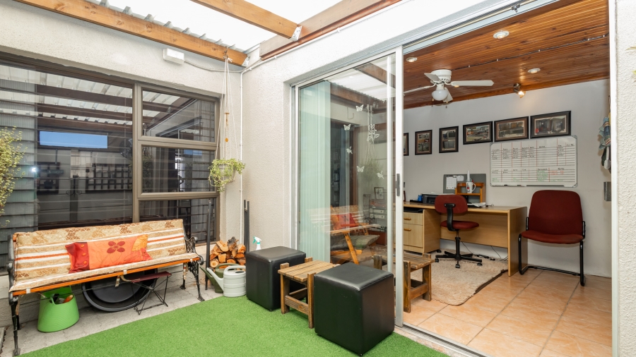 To Let 3 Bedroom Property for Rent in Vasco Estate Western Cape